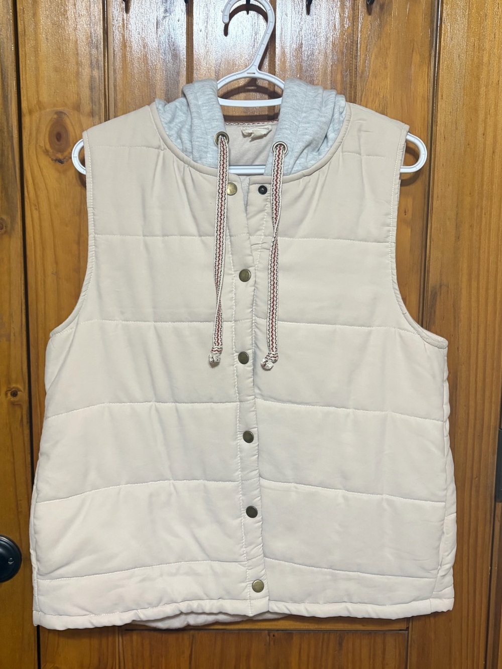 Hooded puffy vest